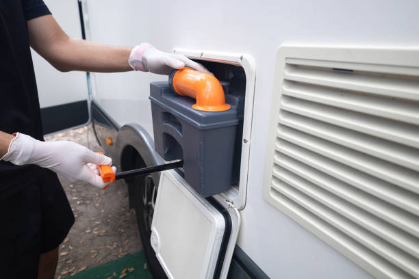 Best Luxury portable toilet rental  in Hardin, MT